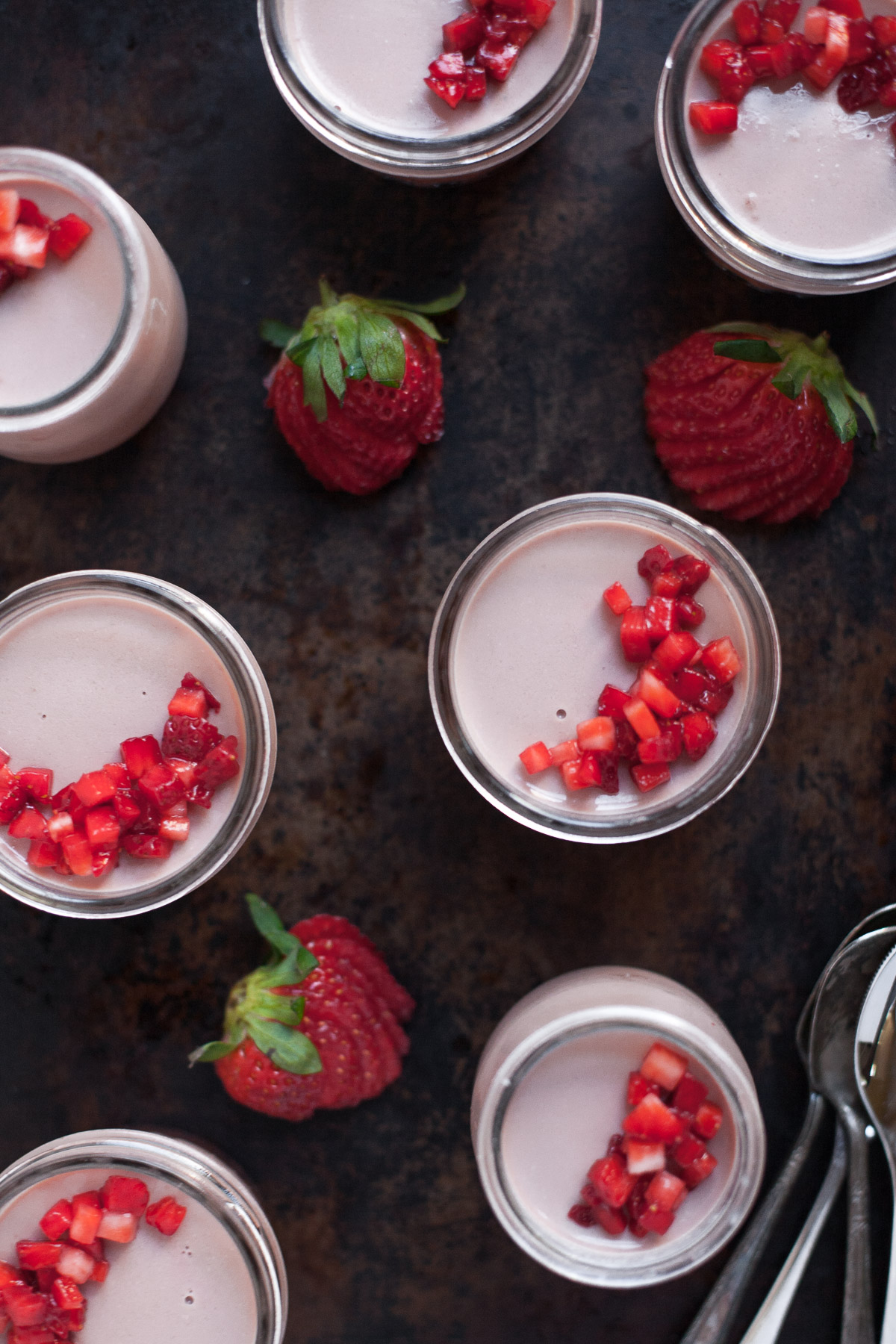 Strawberry Panna Cotta with Balsamic Vinegar (Paleo and dairy-free options)